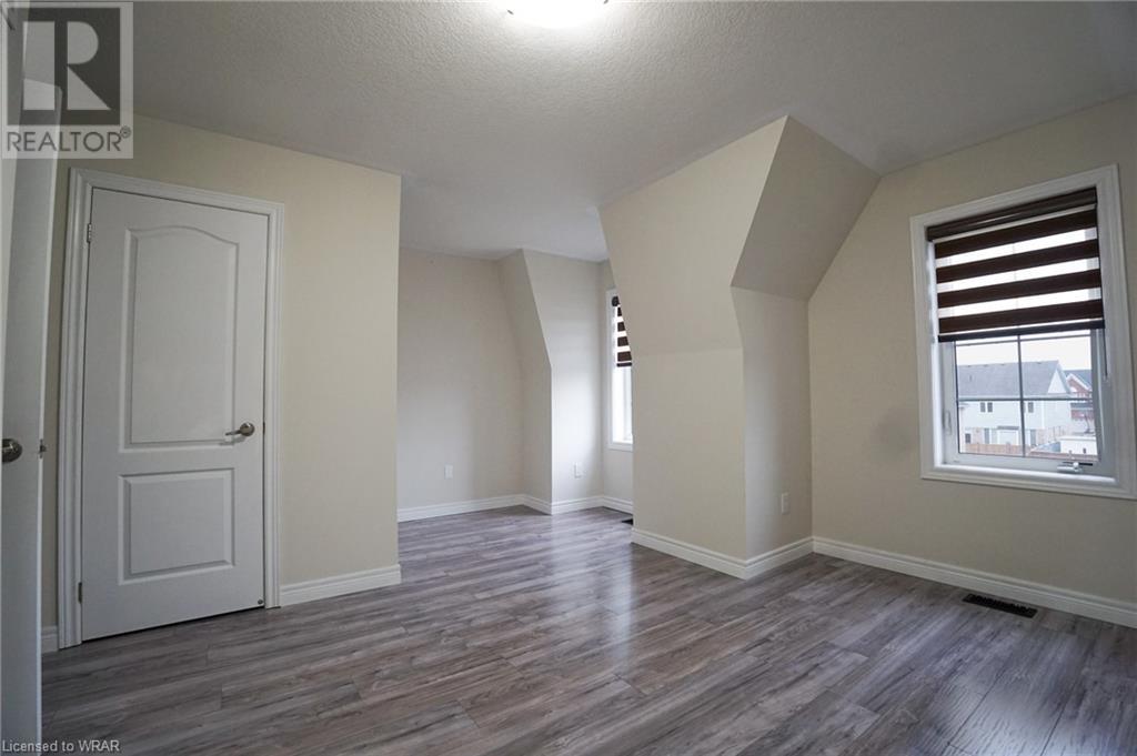 Image of property at 76 KNOTTY PINE Avenue