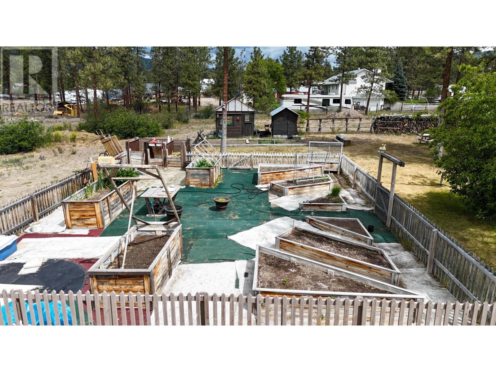 2515 Aberdeen Road, Merritt, British Columbia  V0K 1Y0 - Photo 11 - 179575