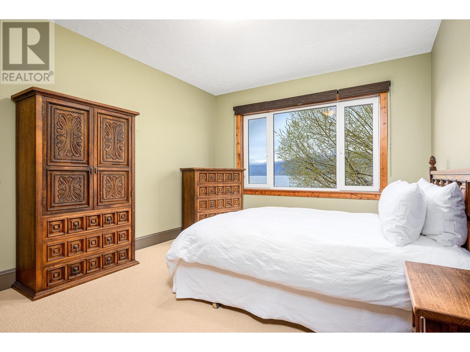 8671 Okanagan Landing Road Vernon