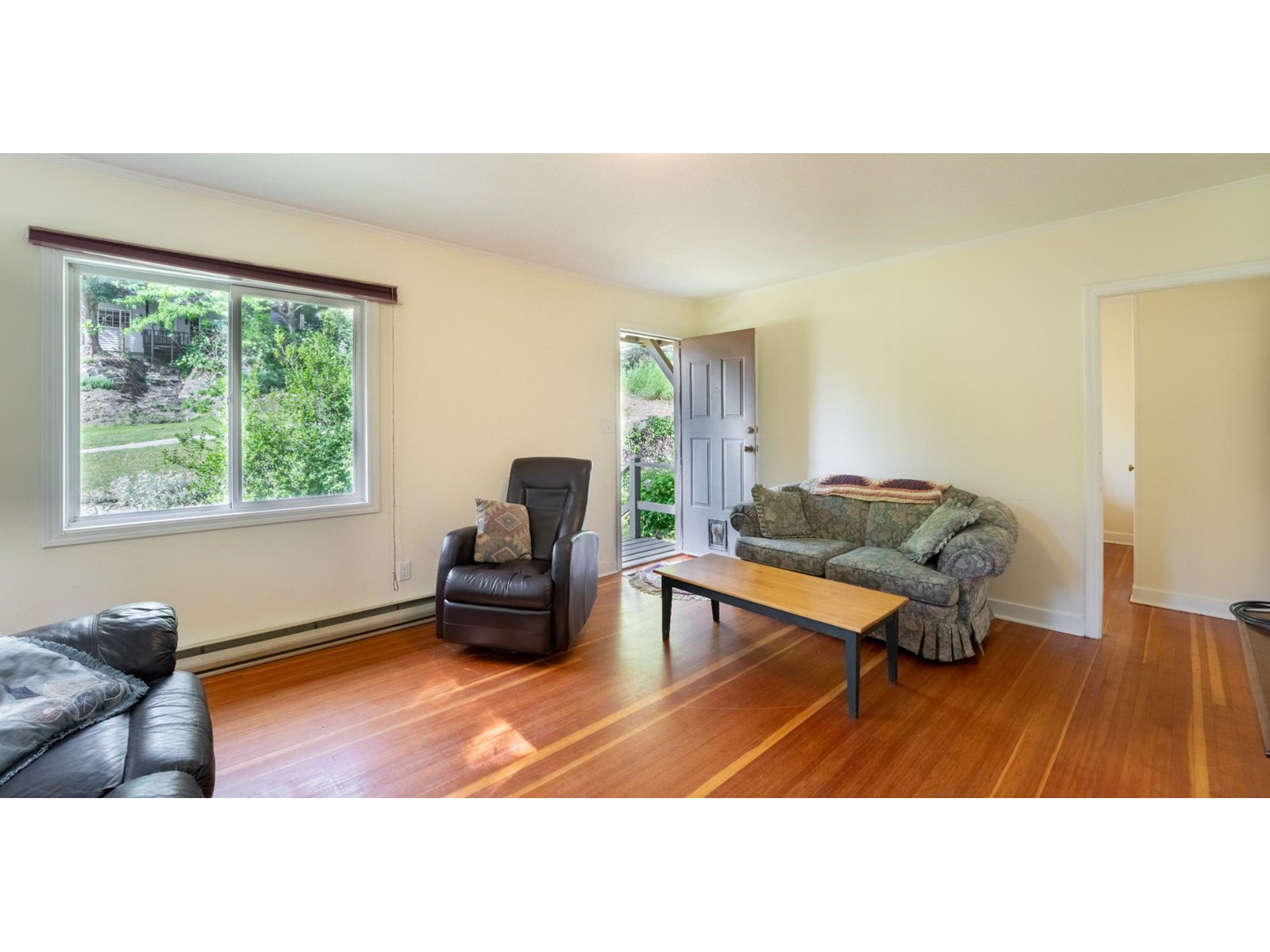 321 Golf View Street, Riondel, British Columbia  V0B 2B0 - Photo 13 - 2478105