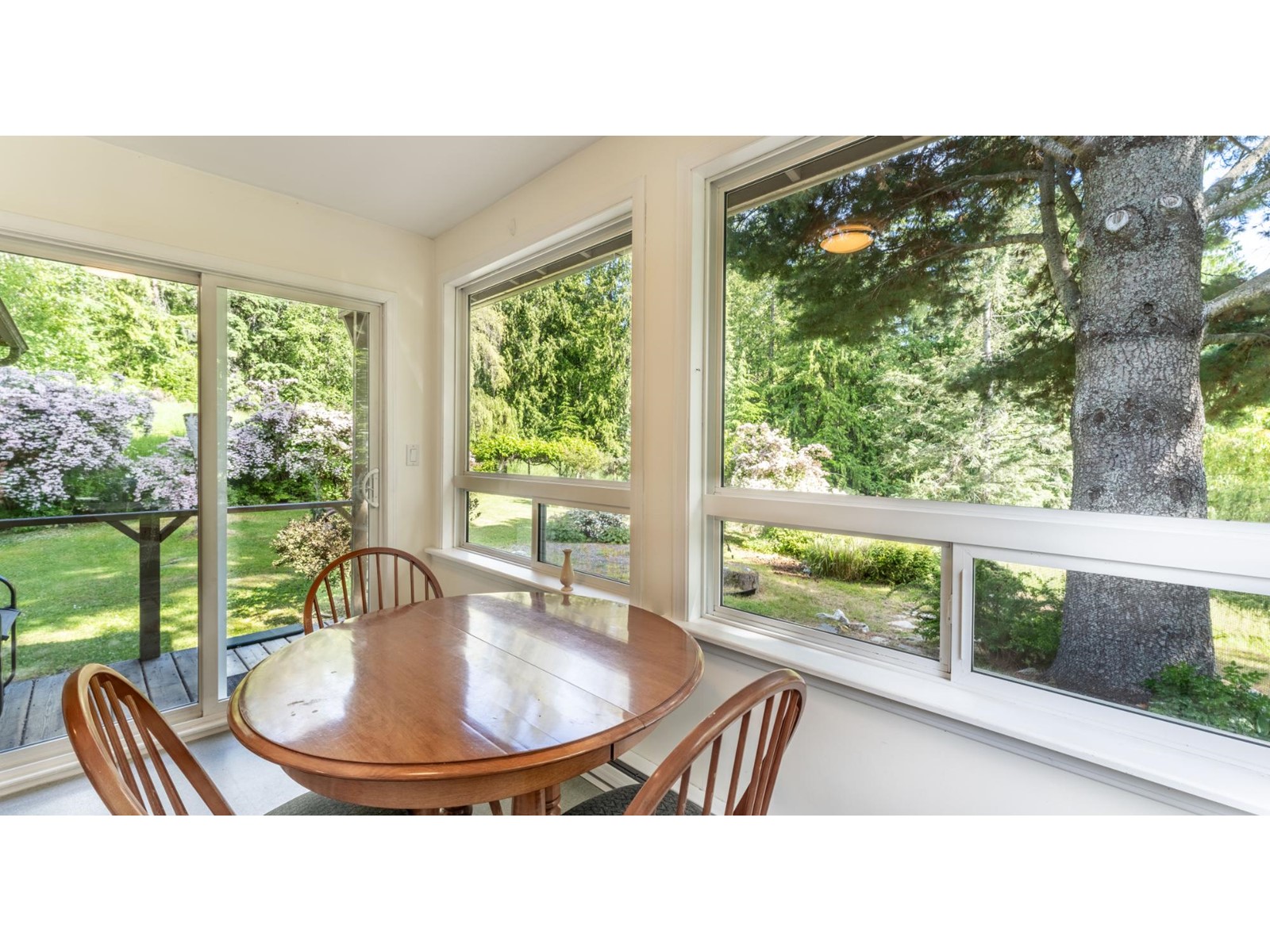 321 Golf View Street, Riondel, British Columbia  V0B 2B0 - Photo 12 - 2478105
