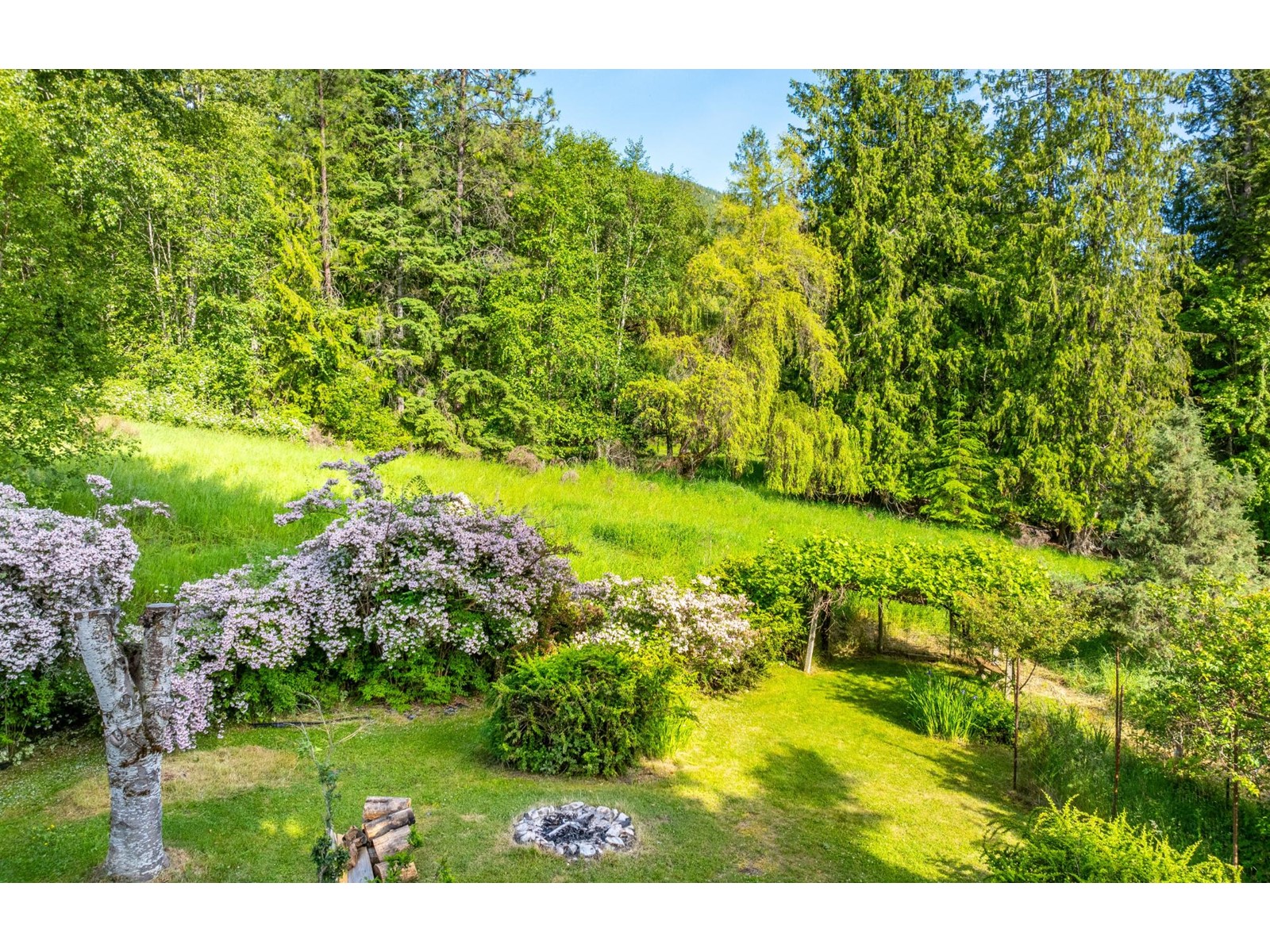 321 Golf View Street, Riondel, British Columbia  V0B 2B0 - Photo 24 - 2478105