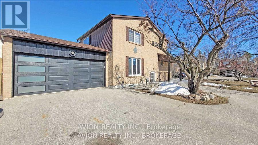 Upper - 3205 Anderson Crescent, Mississauga, Ontario  L5N 2Y4 - Photo 1 - W8490922