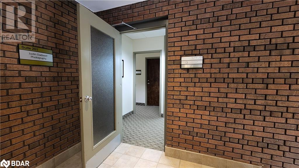 89 Collier Street, Barrie, Ontario  L4M 1H2 - Photo 4 - 40612685