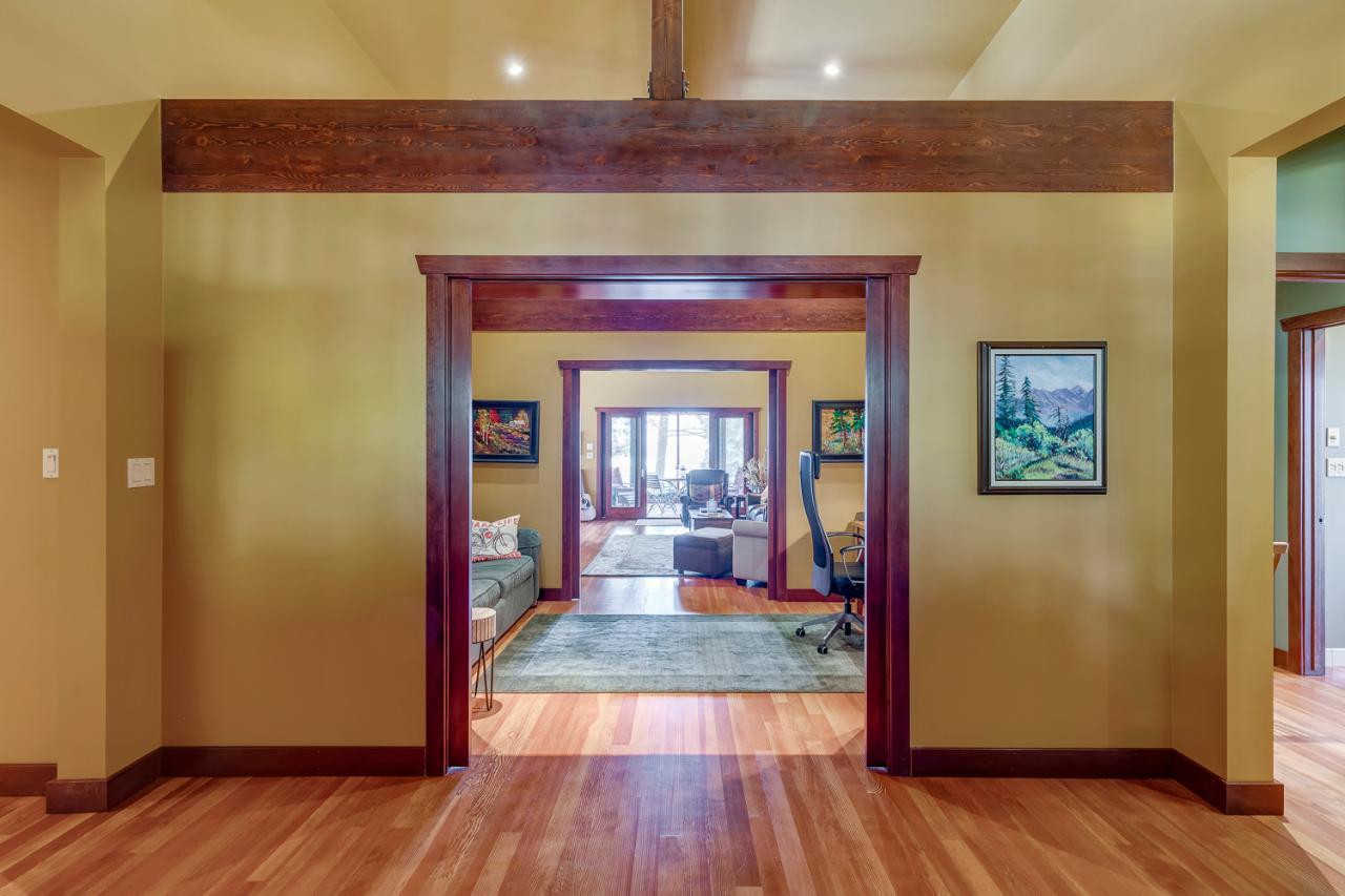 5383 Geary Creek Road, Fairmont Hot Springs, British Columbia  V0B 1L1 - Photo 17 - 2478107