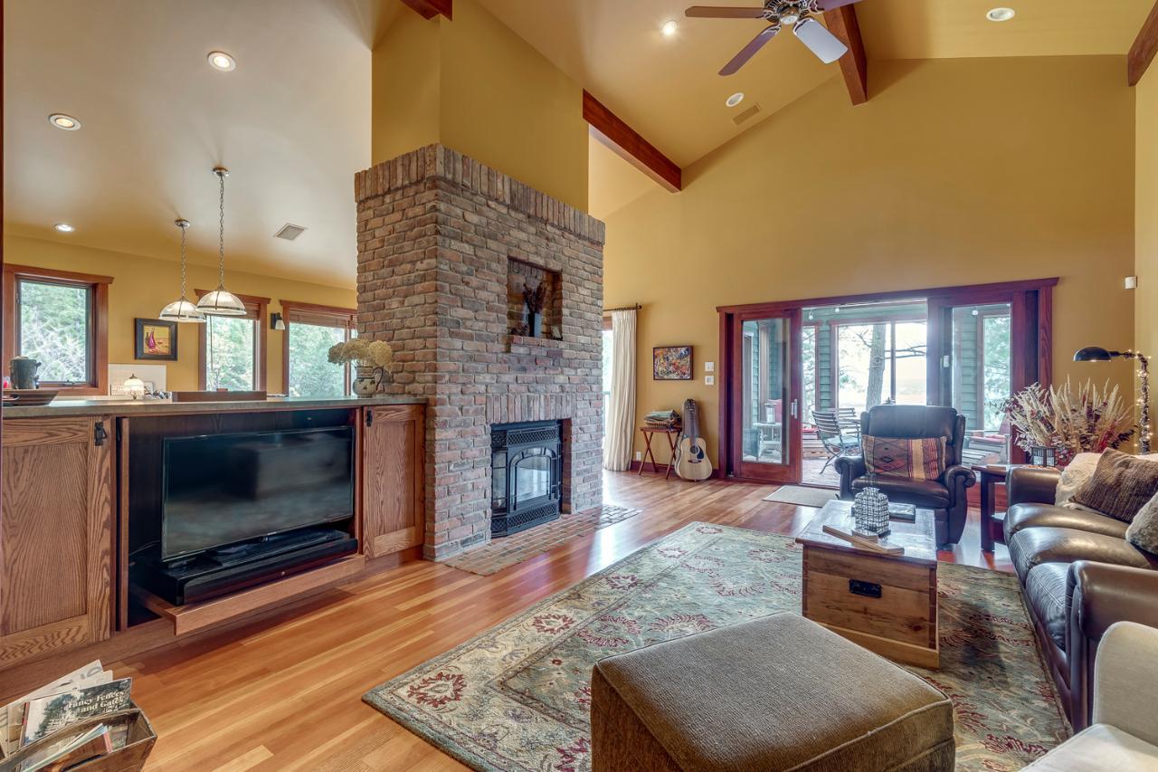 5383 Geary Creek Road, Fairmont Hot Springs, British Columbia  V0B 1L1 - Photo 19 - 2478107