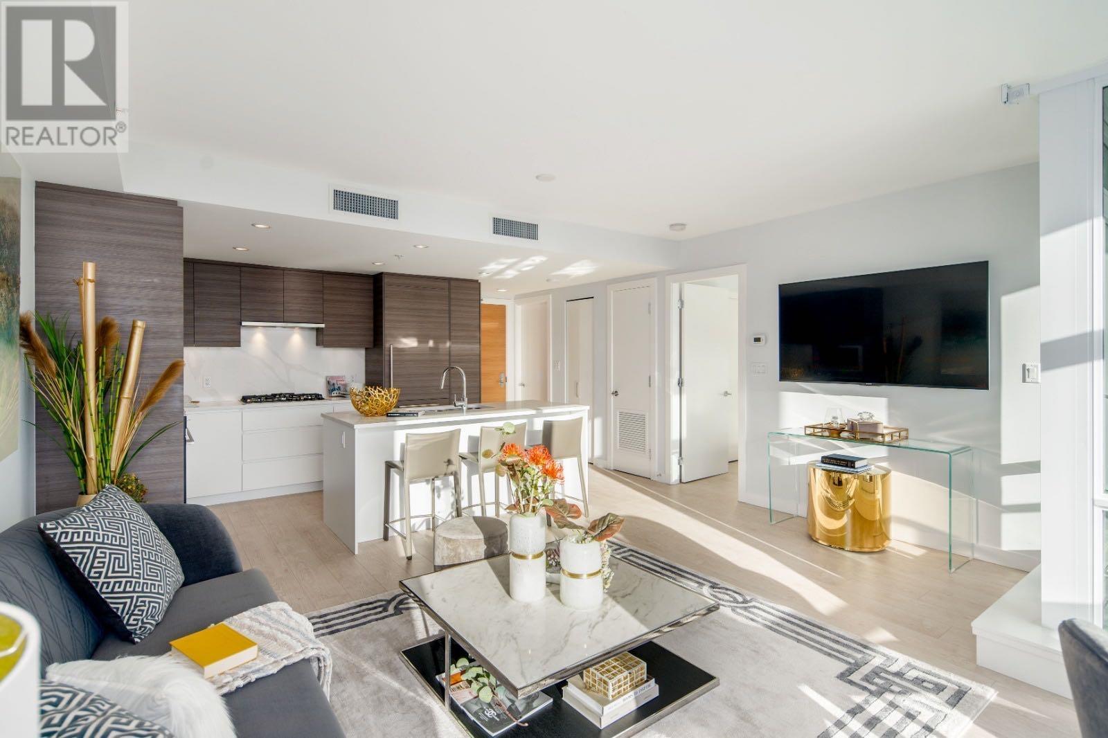 Property at 1005 6833 BUSWELL STREET image 3