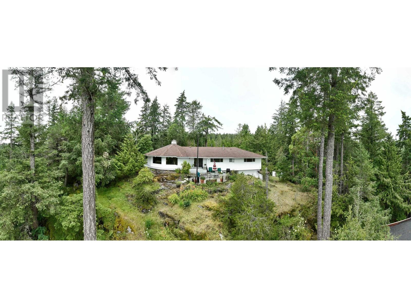 4478 Rondeview Road, Madeira Park, British Columbia  V0N 2H1 - Photo 3 - R2900396