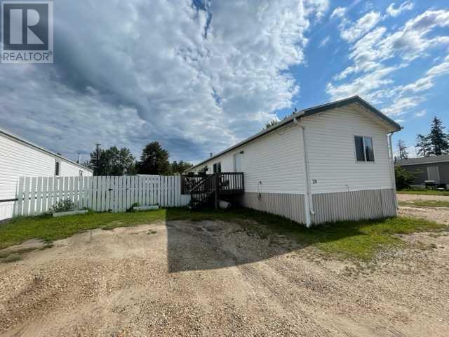 59 Hillpark Mobile Park, Whitecourt, Alberta  T7S 1N9 - Photo 1 - A2070236