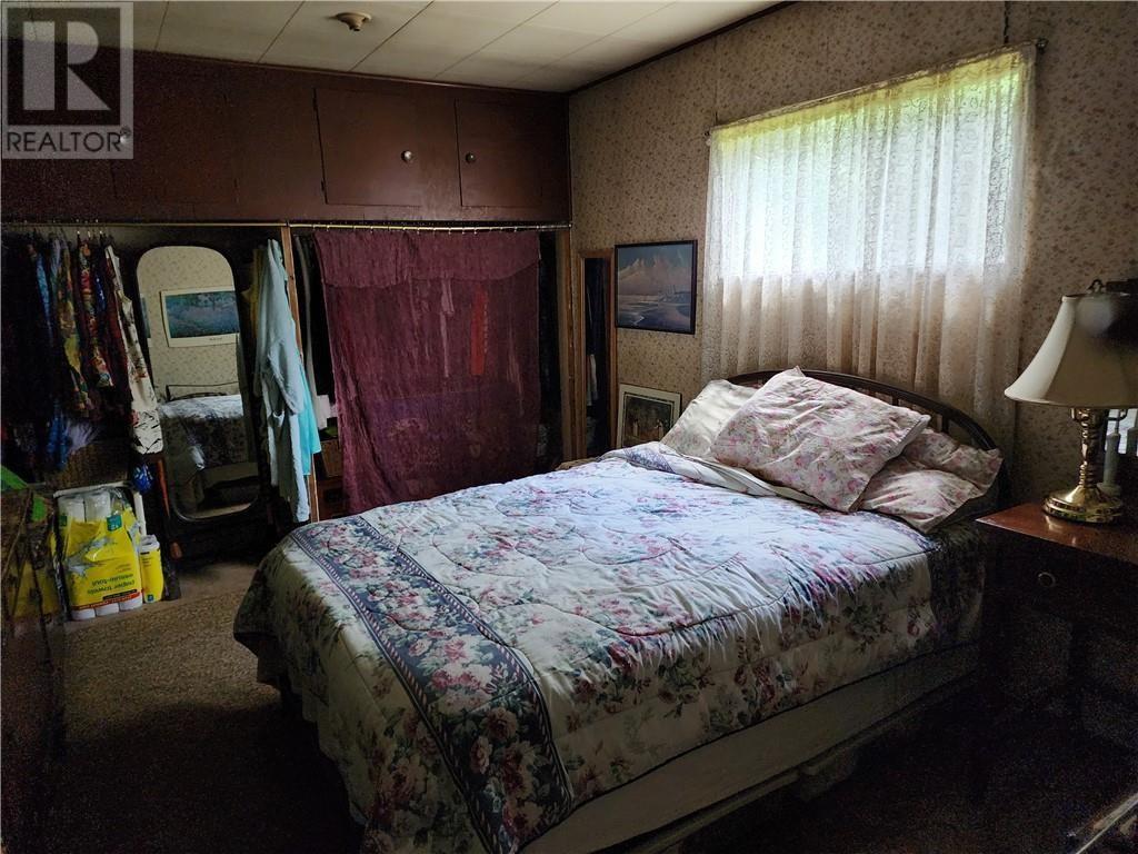 28937 60 Highway, Whitney, Ontario  K0J 2M0 - Photo 5 - 1372955