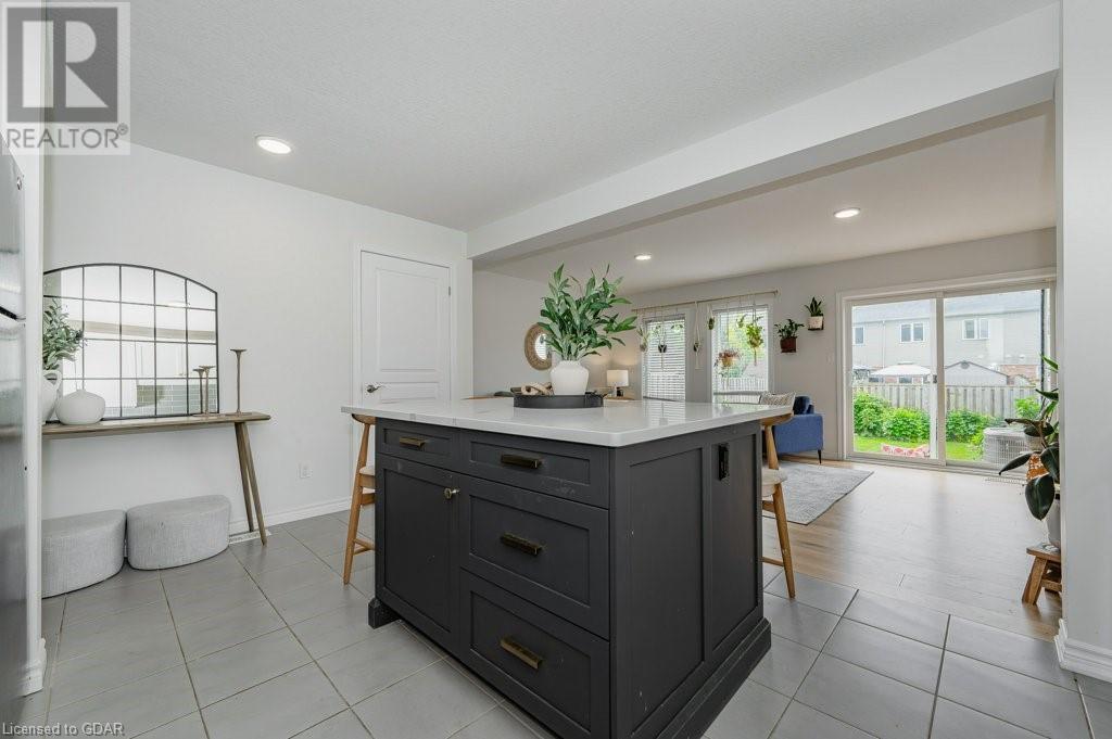 43 Wideman Boulevard, Guelph, Ontario  N1E 0H9 - Photo 10 - 40613863