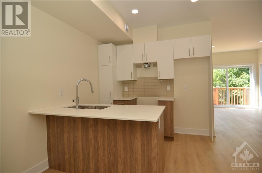 183 Columbus Avenue, Ottawa, Ontario  K1K 1P7 - Photo 11 - 1400133