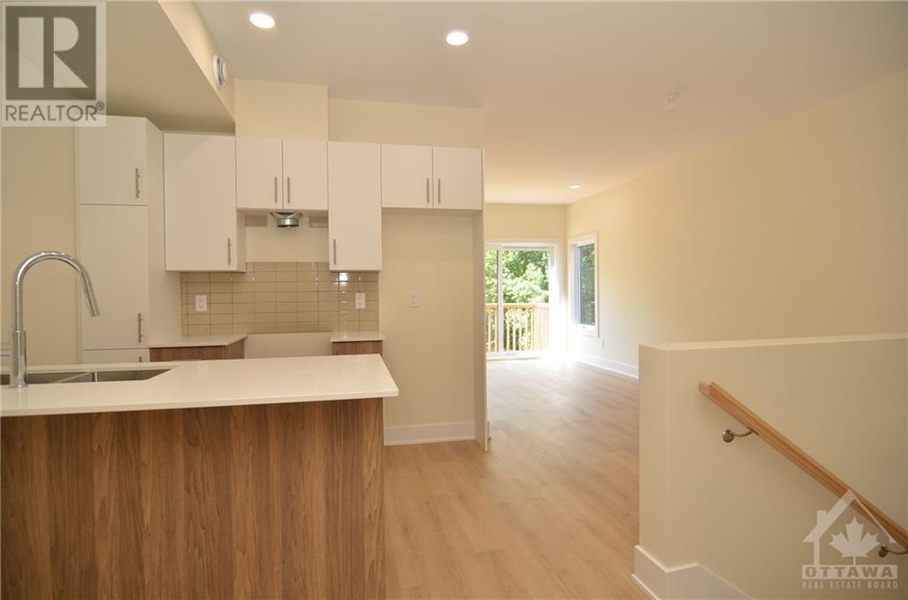 183 Columbus Avenue, Ottawa, Ontario  K1K 1P7 - Photo 12 - 1400133