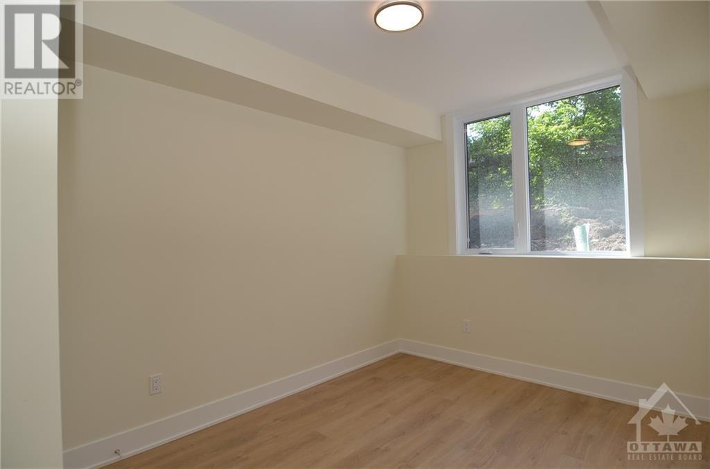 183 Columbus Avenue, Ottawa, Ontario  K1K 1P7 - Photo 23 - 1400133