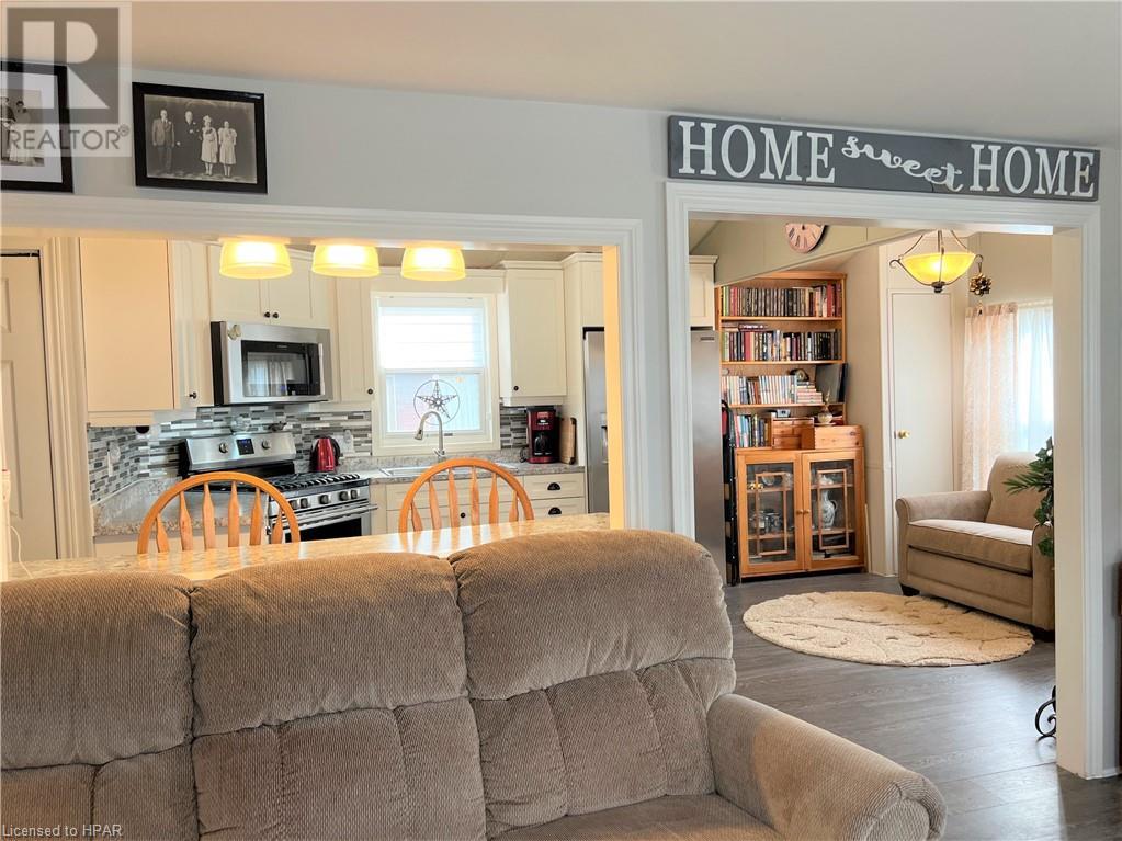 77794 Orchard Line E4 Cedar Street, Central Huron, Ontario N0M 1G0