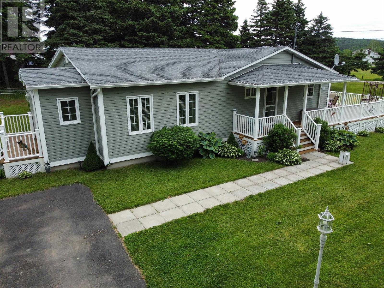 81 Main Street, Comfort Cove-Newstead, Newfoundland & Labrador  A0G 3A0 - Photo 29 - 1274145