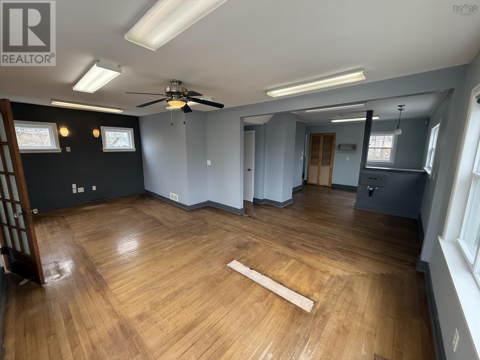 1470 Main Road, Eastern Passage, Nova Scotia  B3G 0E6 - Photo 11 - 202415436