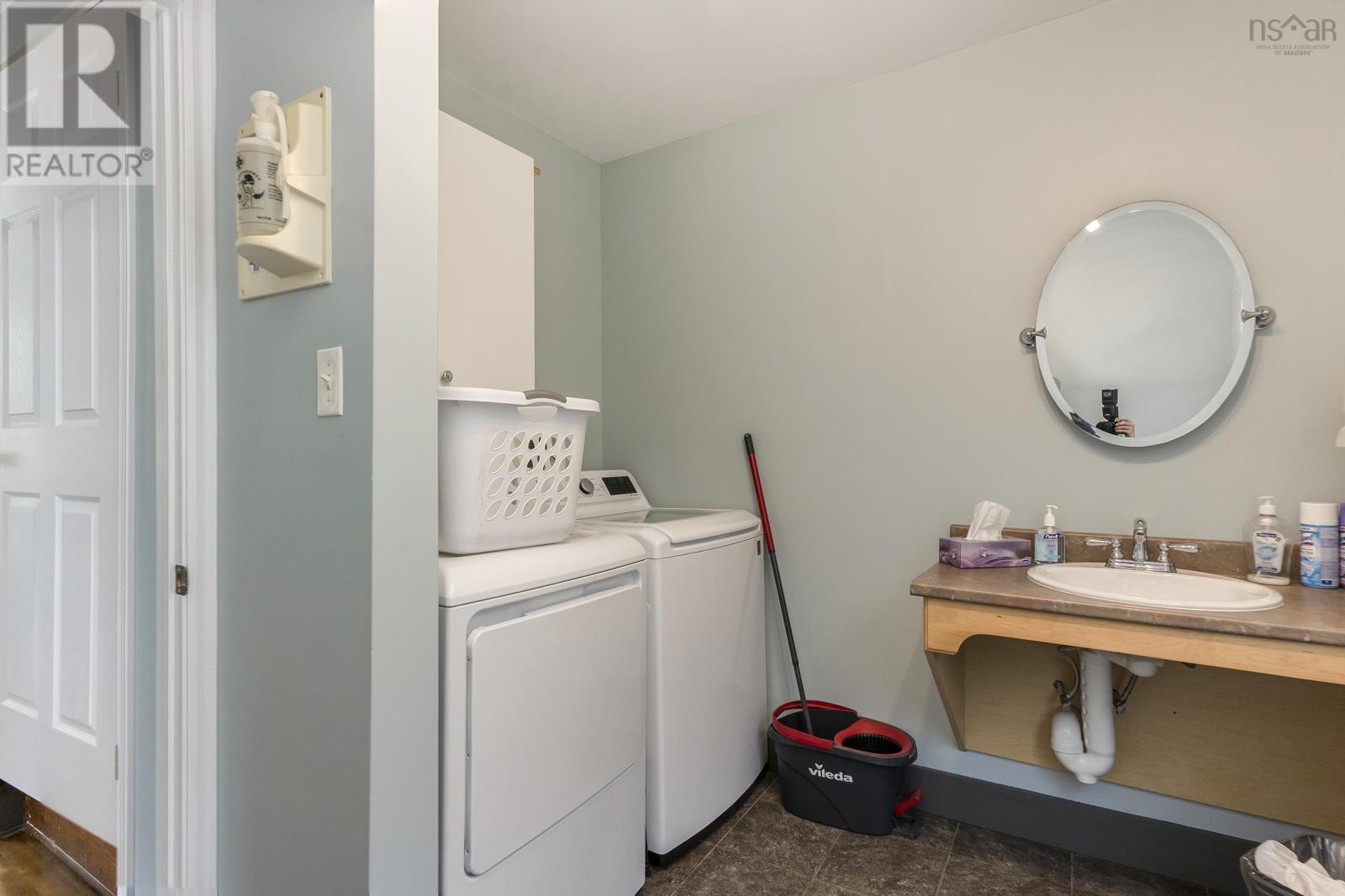 1470 Main Road, Eastern Passage, Nova Scotia  B3G 0E6 - Photo 31 - 202415436