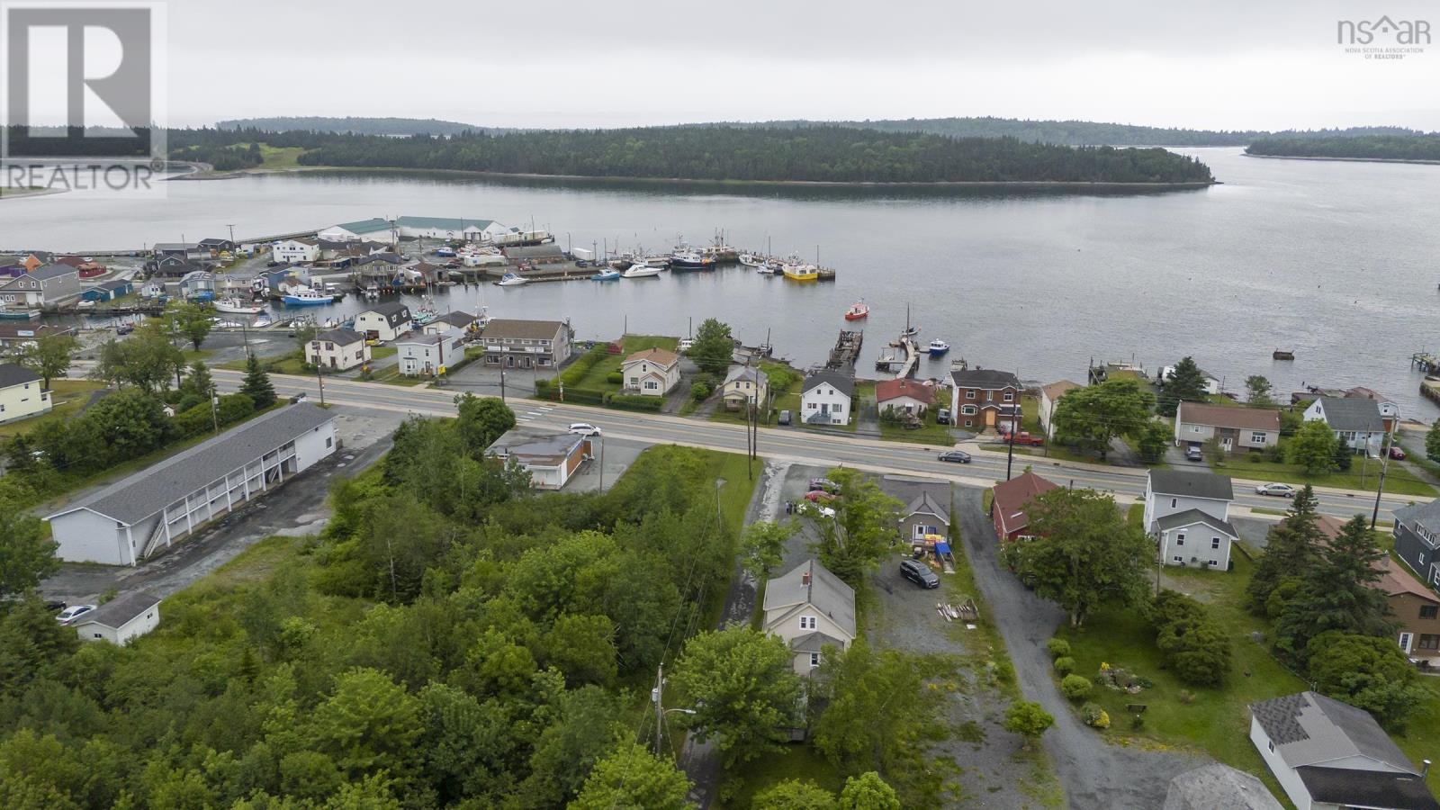 1470 Main Road, Eastern Passage, Nova Scotia  B3G 0E6 - Photo 6 - 202415436