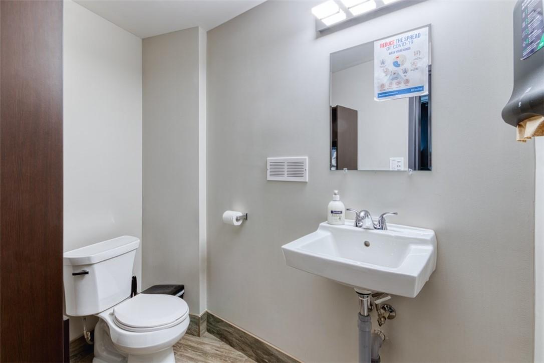 300 York Boulevard, Hamilton, Ontario  L8R 3K6 - Photo 17 - H4198919