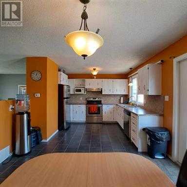 4113 52 Avenue, Lloydminster, Alberta  T9V 1R5 - Photo 11 - A2146040