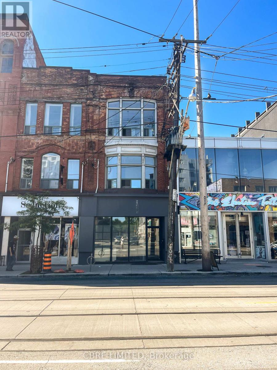 495 QUEEN STREET W, Toronto, Ontario