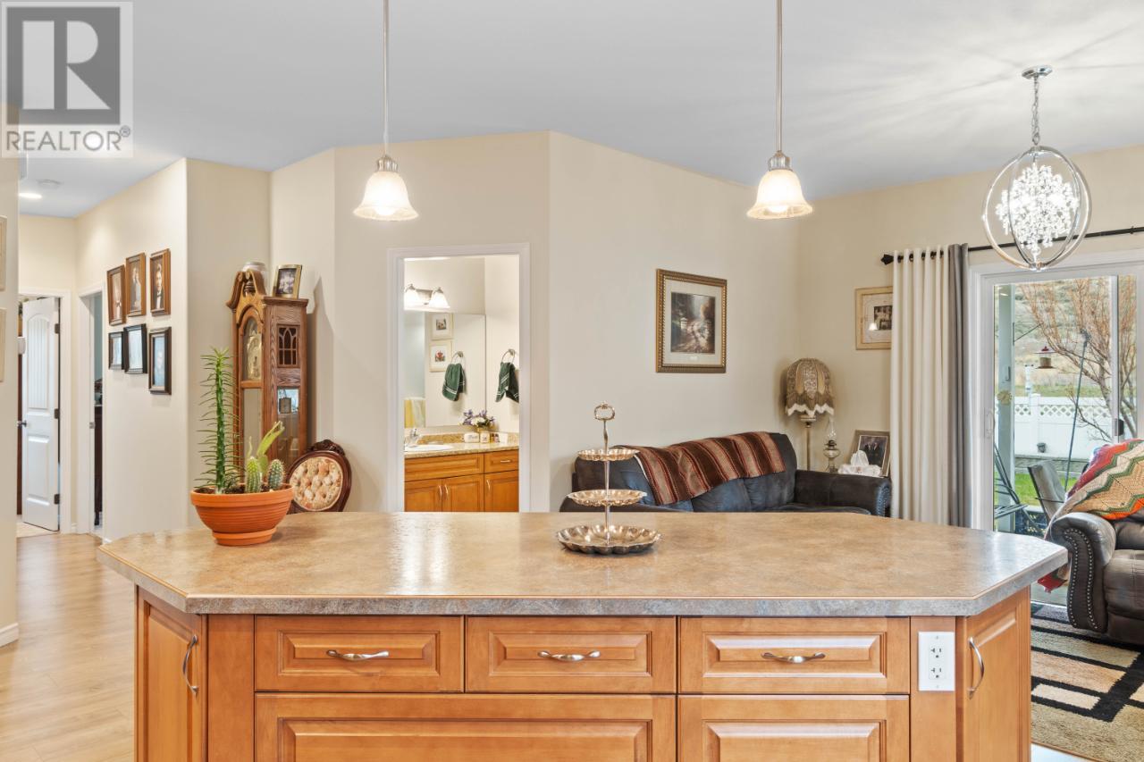 1655 Woodburn Drive, Cache Creek, British Columbia  V0K 1H0 - Photo 26 - 179585