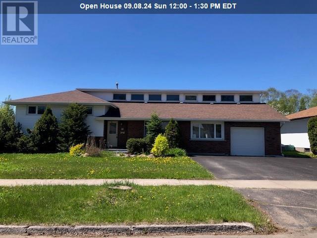 60 Oak AVE, thunder bay, Ontario