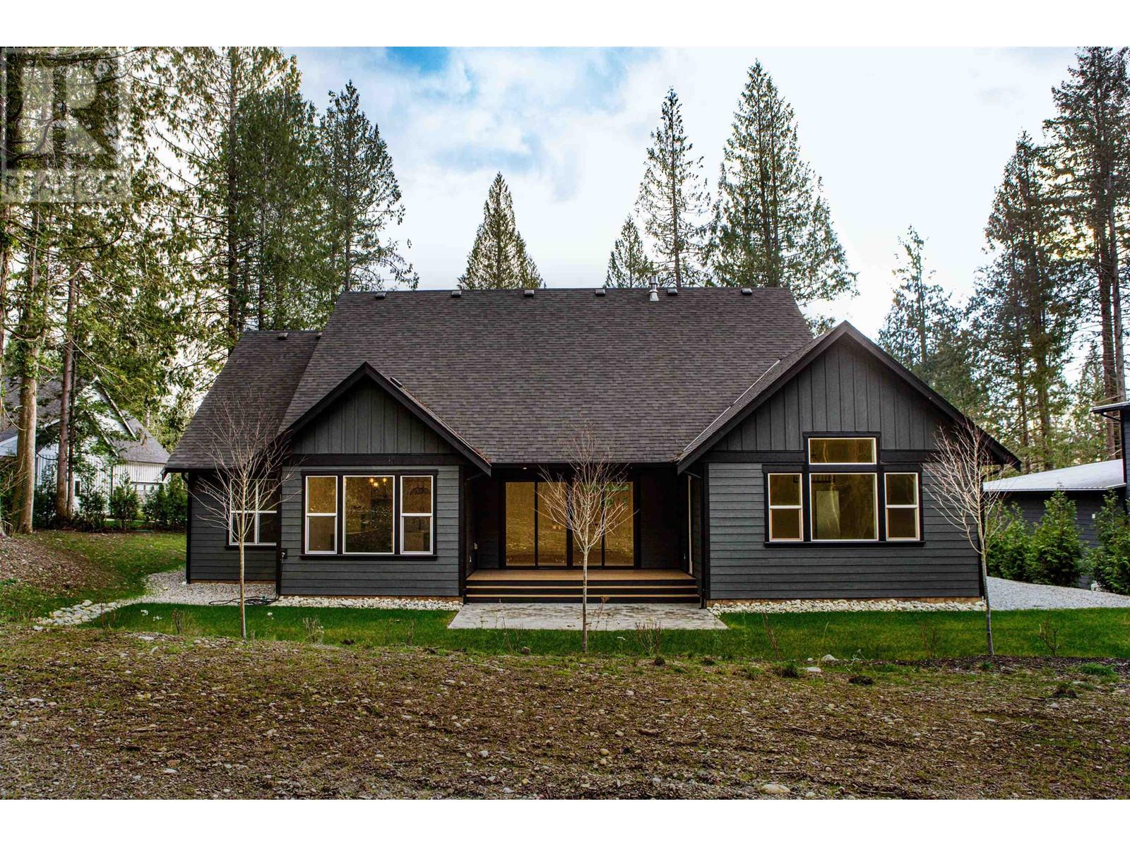 3010 Green Way, Roberts Creek, British Columbia  V0N 2W0 - Photo 23 - R2900735