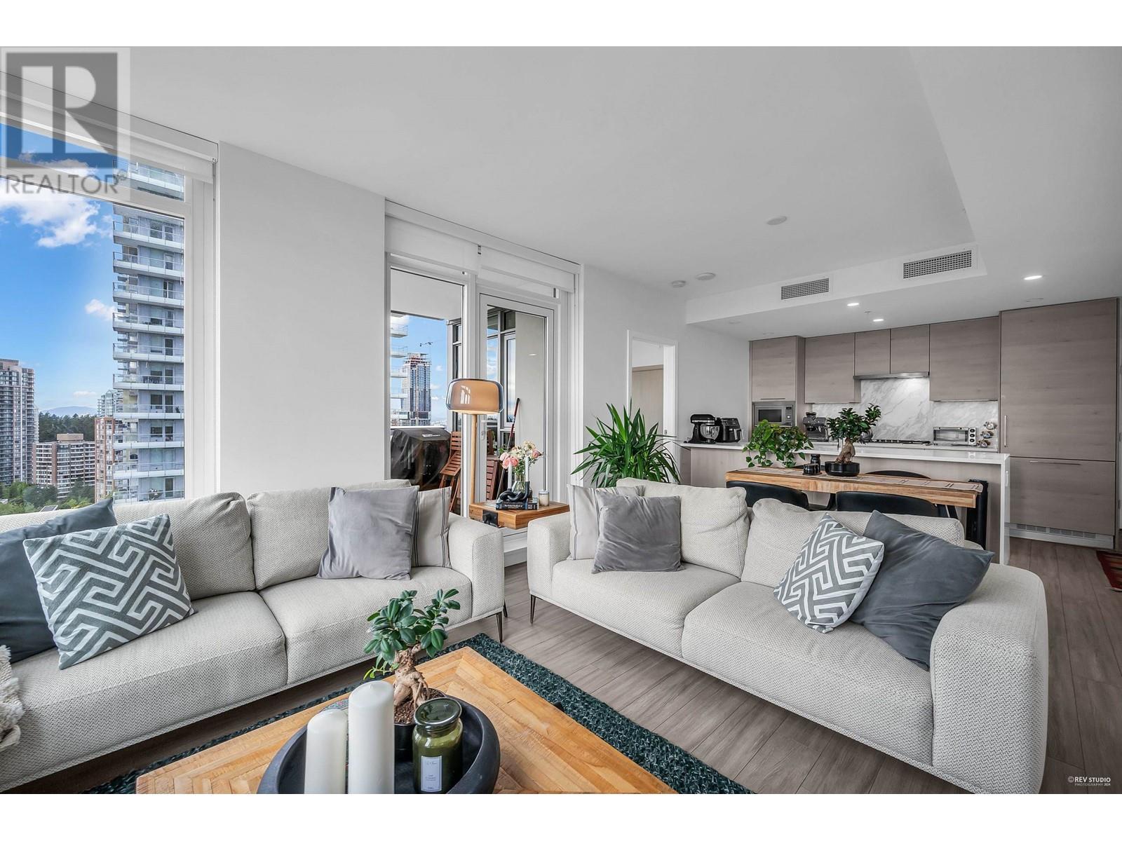 Property at 1708 4458 BERESFORD STREET image 2