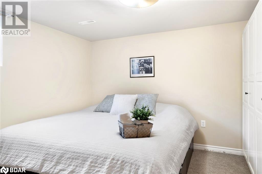 912 Sloan Circle Drive, Innisfil, Ontario  L0L 1K0 - Photo 19 - 40614466