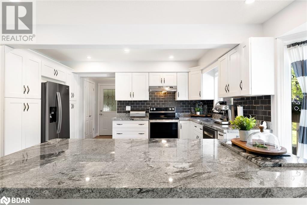 912 Sloan Circle Drive, Innisfil, Ontario  L0L 1K0 - Photo 9 - 40614466