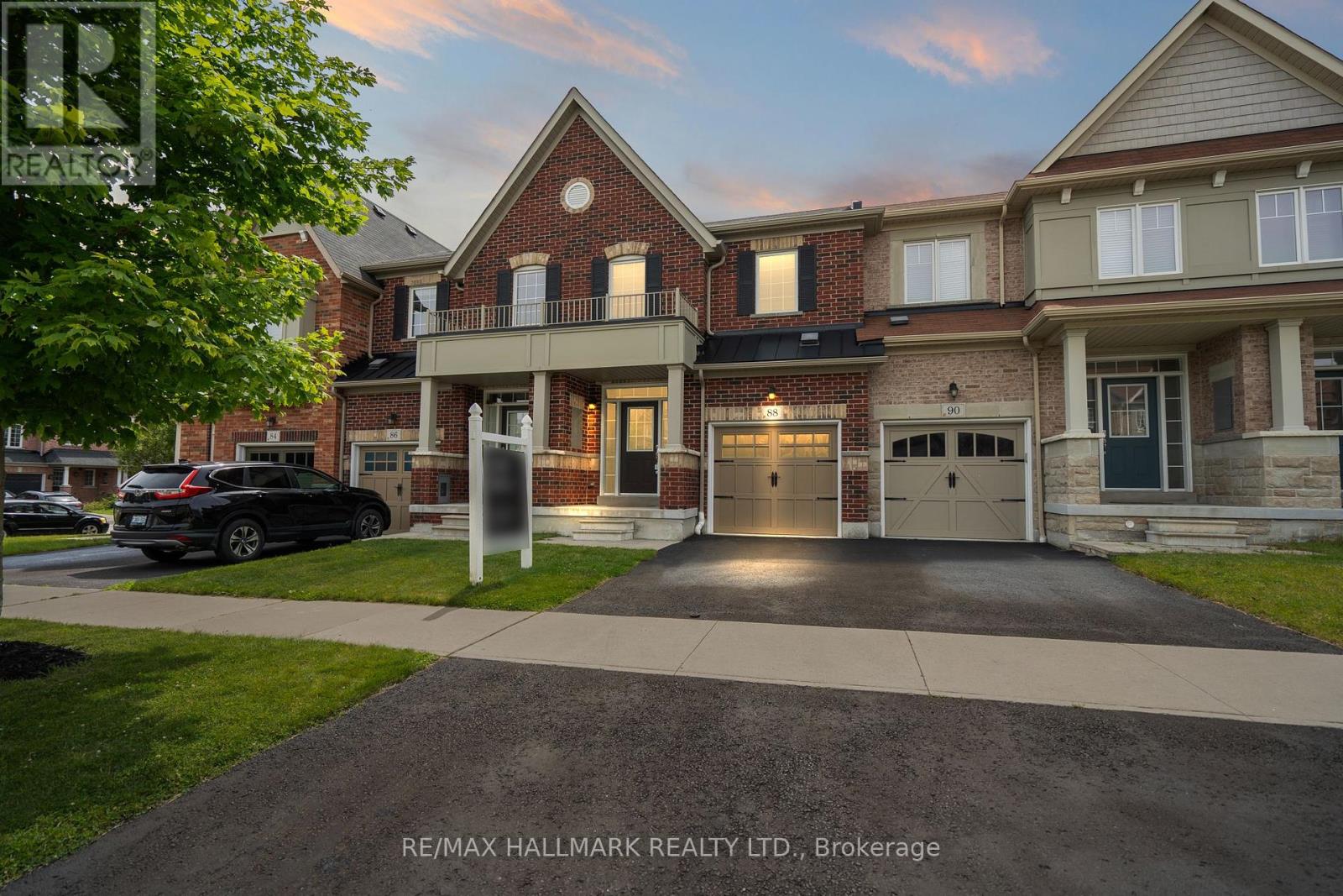 88 CATHEDRAL DRIVE, whitby, Ontario