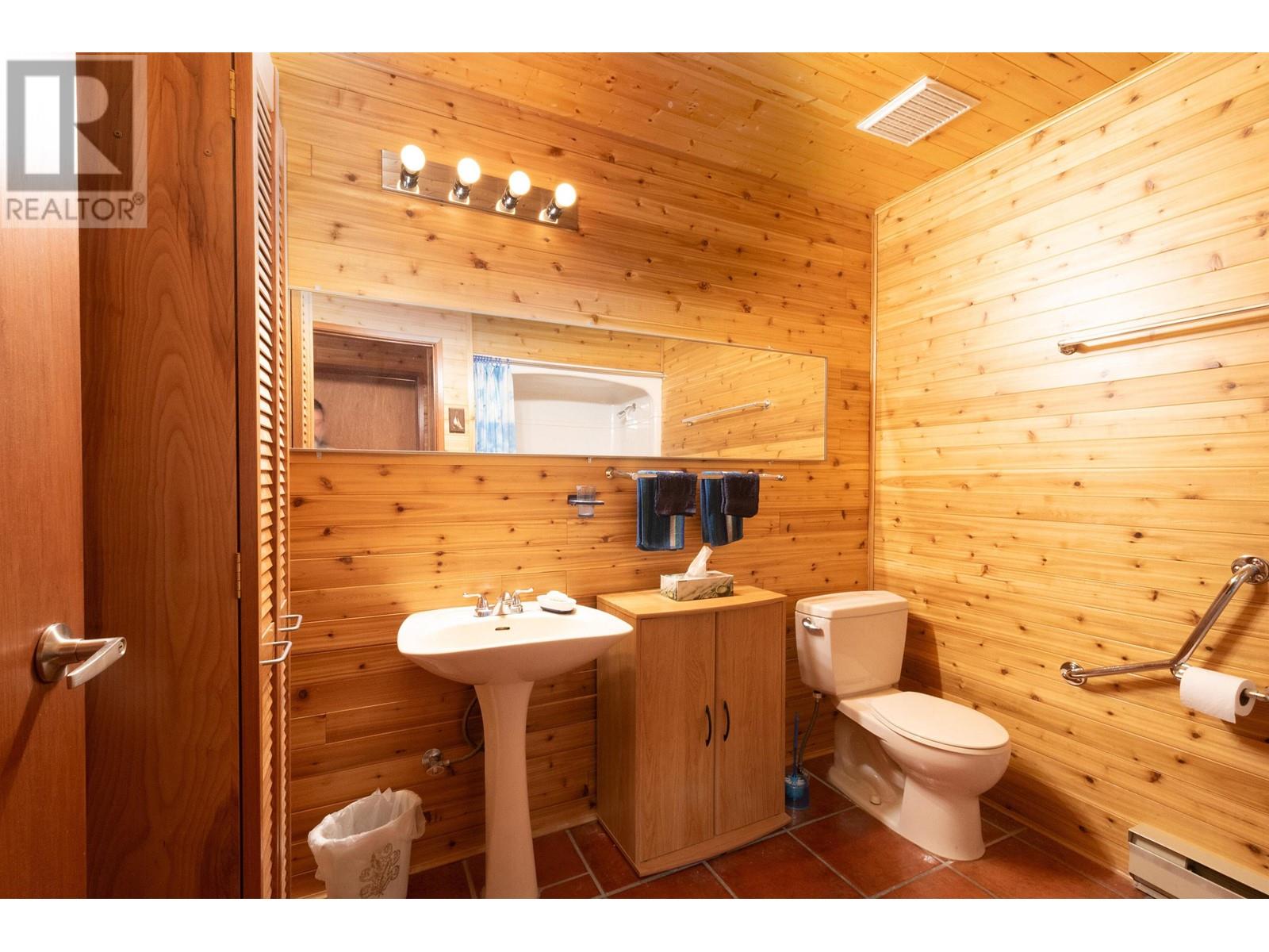345 David Road, Bowen Island, British Columbia  V0N 1G1 - Photo 18 - R2901172