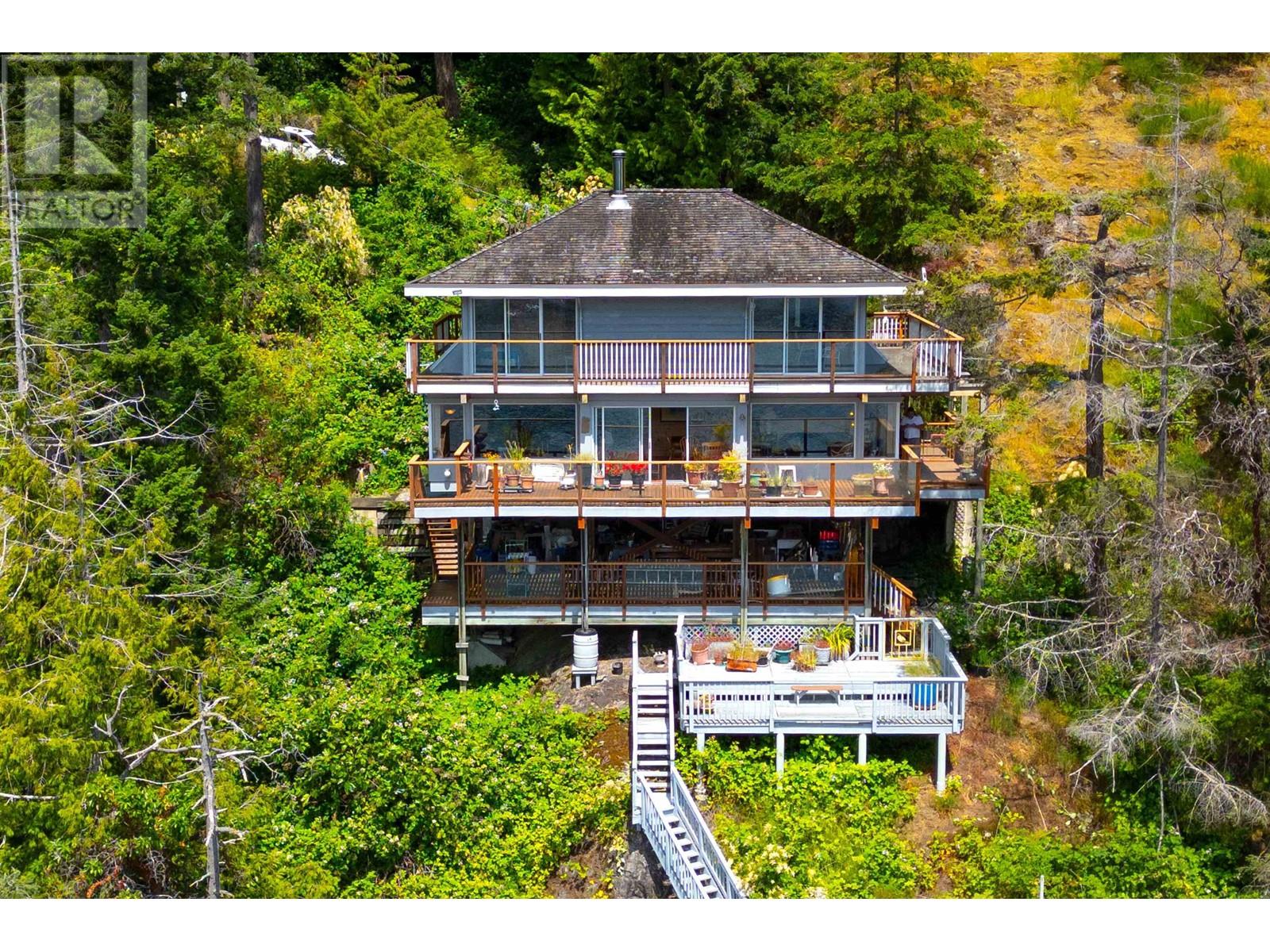 345 David Road, Bowen Island, British Columbia  V0N 1G1 - Photo 2 - R2901172