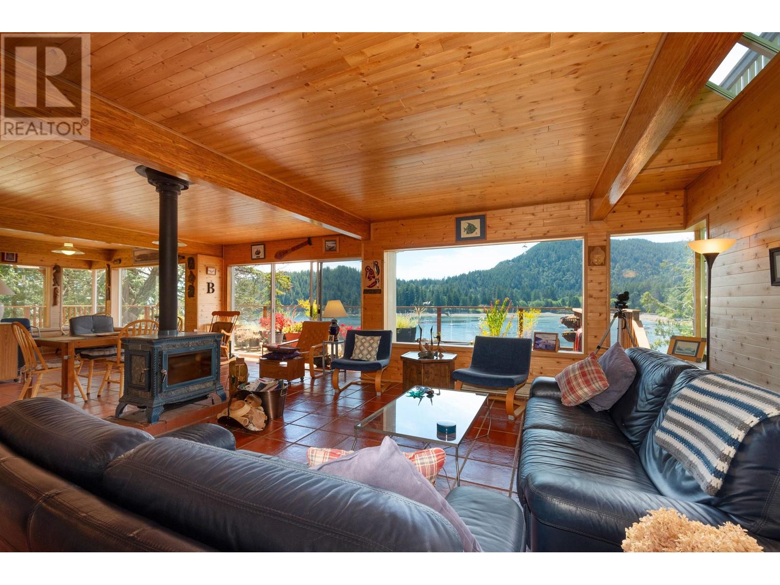 345 David Road, Bowen Island, British Columbia  V0N 1G1 - Photo 4 - R2901172