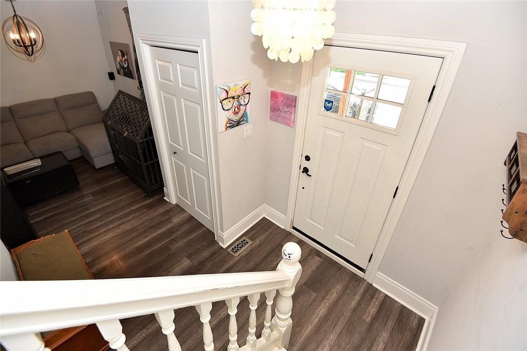 Image of property at 215 Rosslyn Avenue N