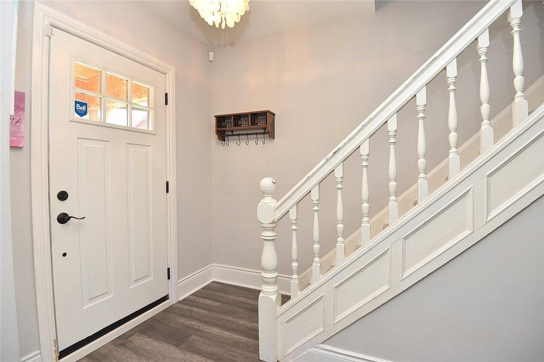 Image of property at 215 Rosslyn Avenue N