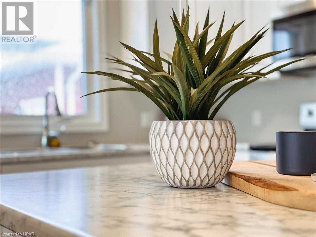 188 Lake Breeze Drive, Ashfield-Colborne-Wawanosh, Ontario  N7A 0C6 - Photo 14 - 40614659