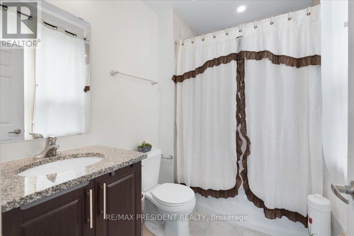 1 - 20 Woodstream Drive, Toronto (West Humber-Clairville), Ontario  M9W 0G1 - Photo 24 - W8420092