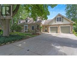 15 CHESHAM Place, woodstock, Ontario