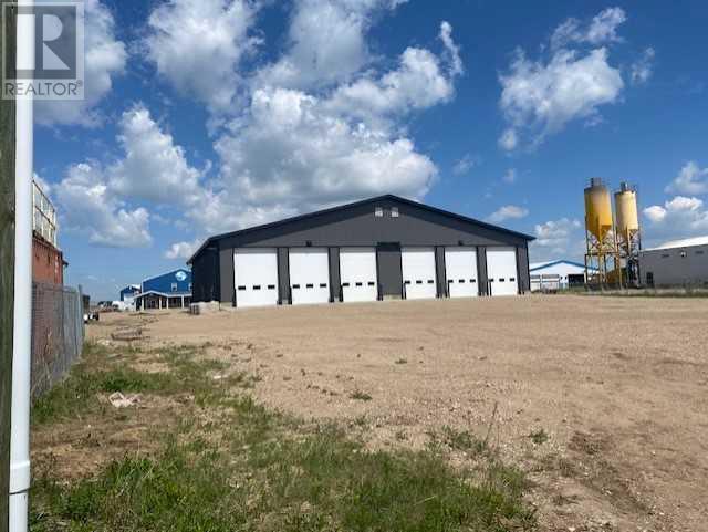 1909, 1911 19 Avenue, Wainwright, Alberta T9W 1L2 - Photo 2 - A2064531