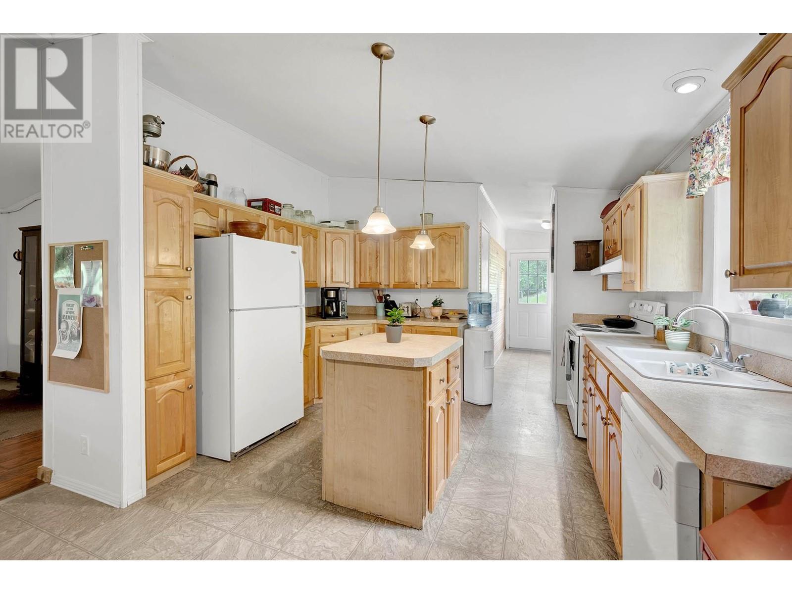 2965 Buffalo Springs Road, Barriere, British Columbia  V0E 1E0 - Photo 13 - 179606