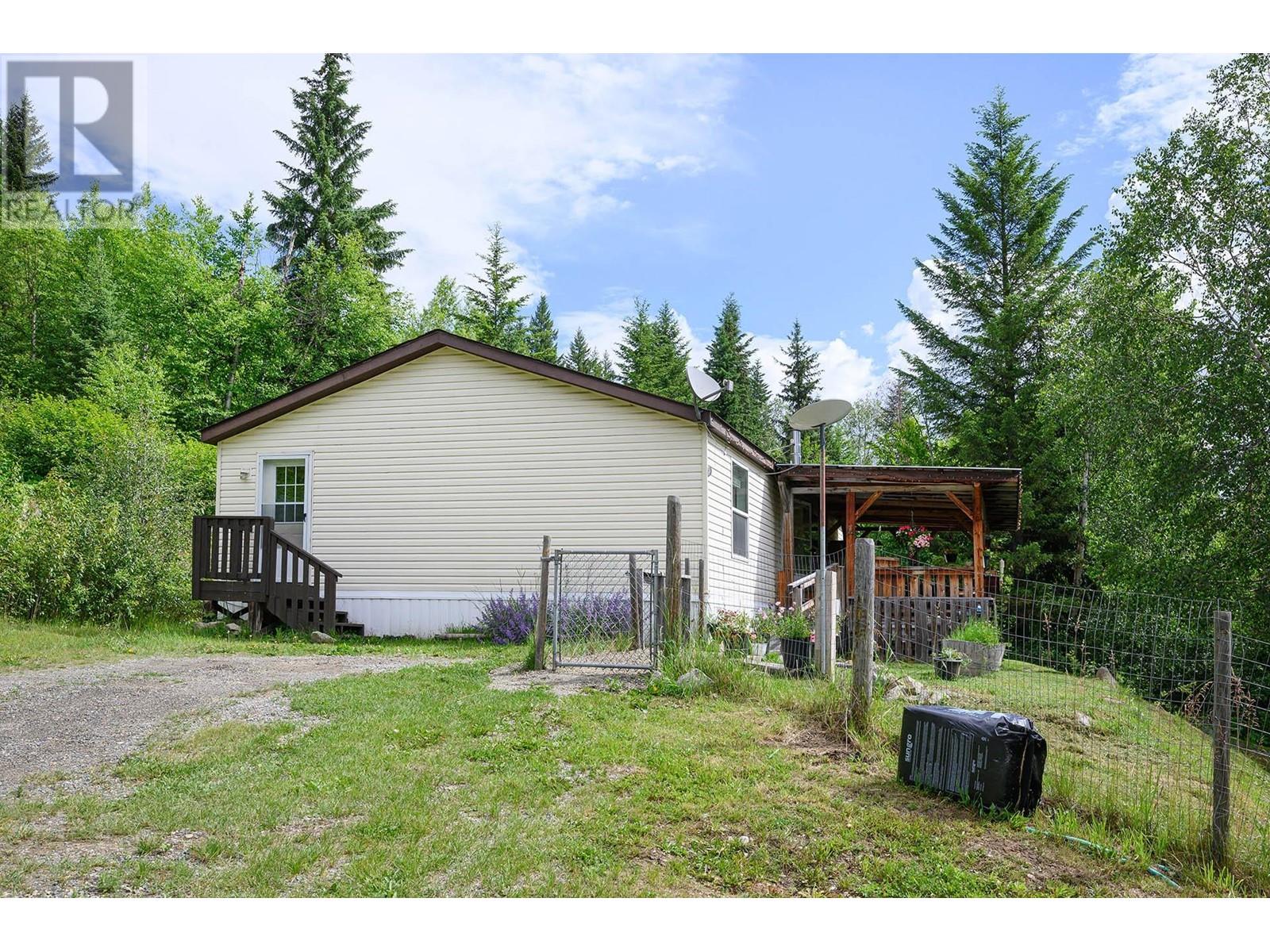 2965 Buffalo Springs Road, Barriere, British Columbia  V0E 1E0 - Photo 35 - 179606