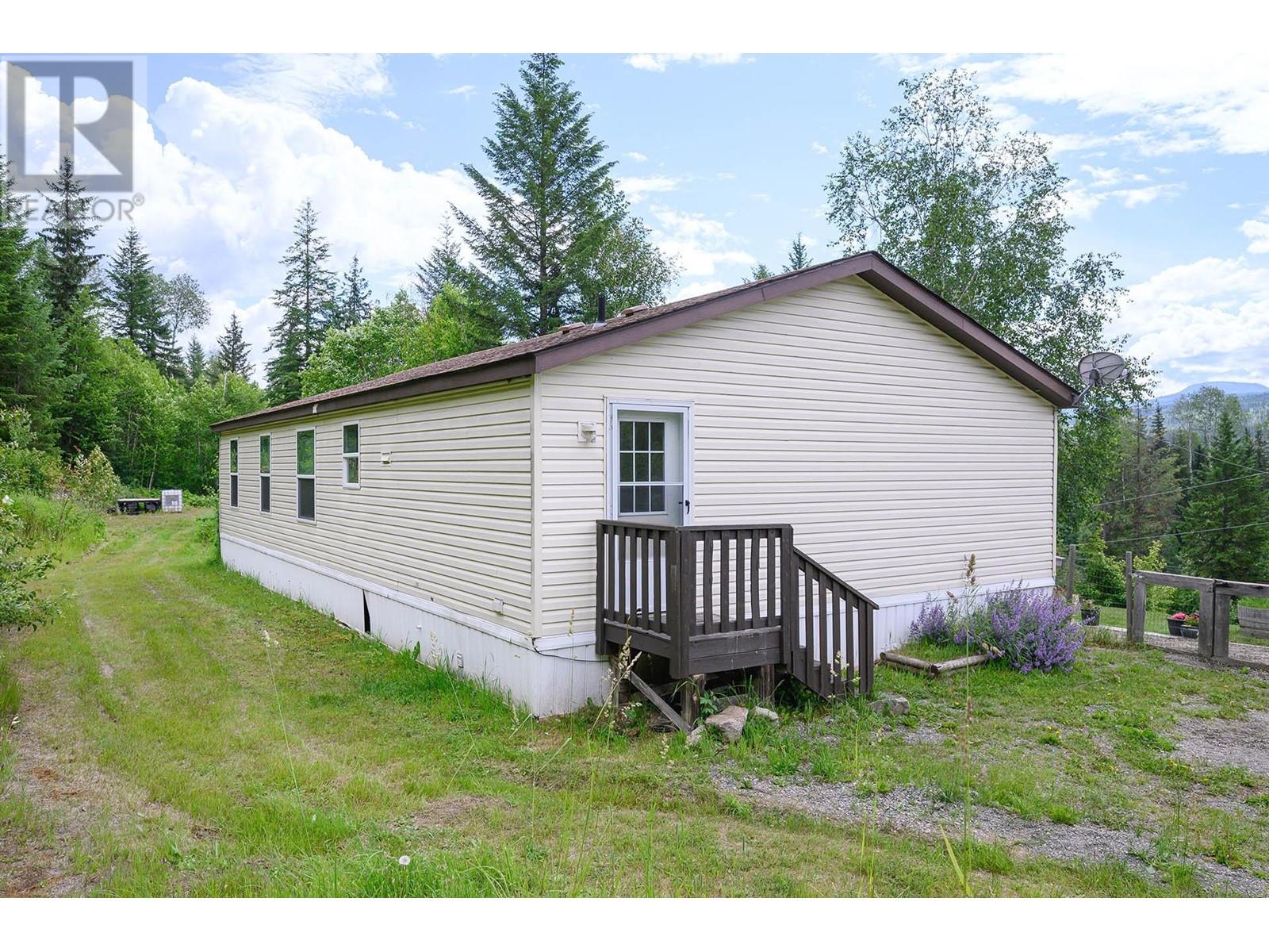 2965 Buffalo Springs Road, Barriere, British Columbia  V0E 1E0 - Photo 36 - 179606