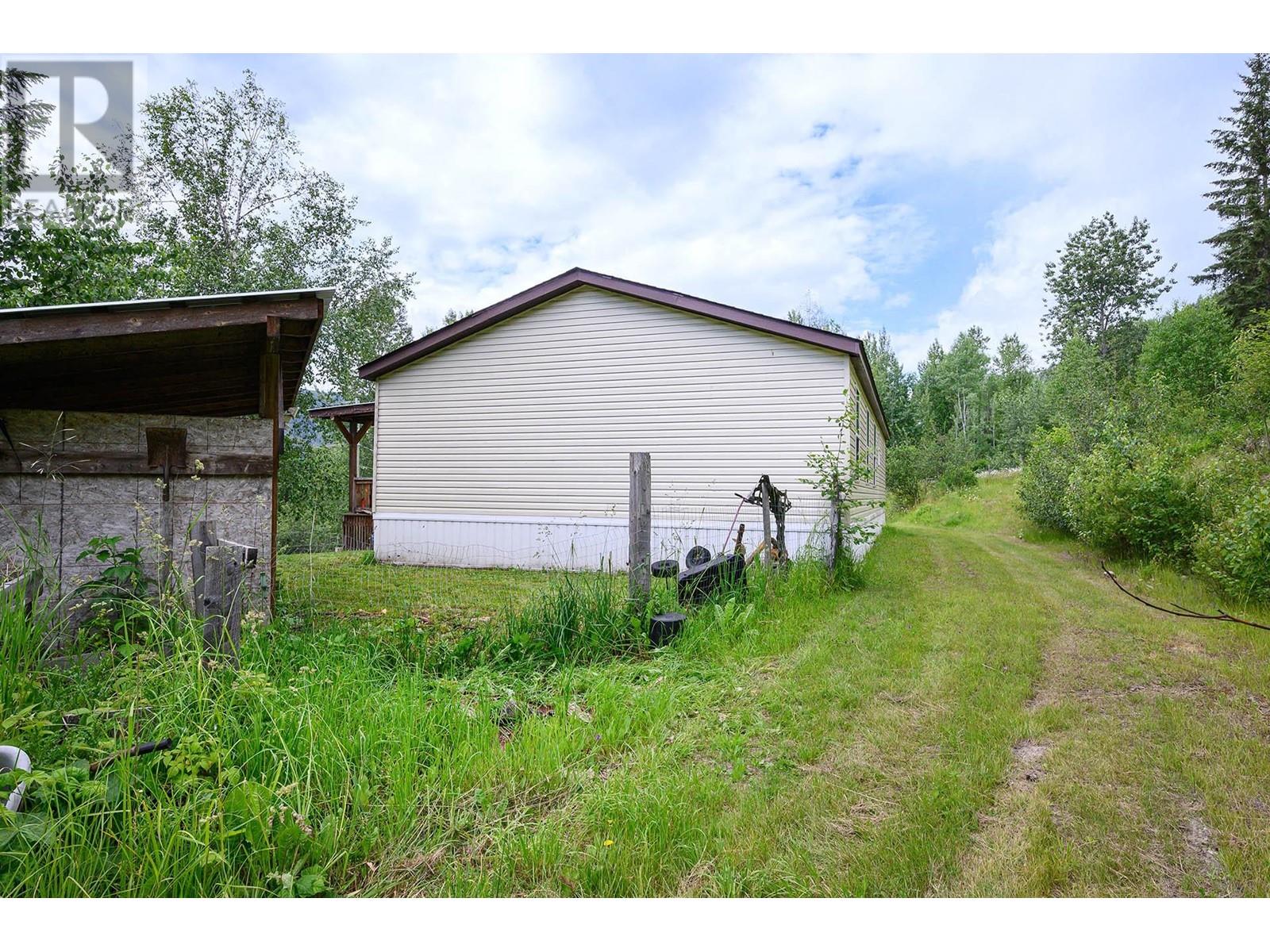 2965 Buffalo Springs Road, Barriere, British Columbia  V0E 1E0 - Photo 38 - 179606