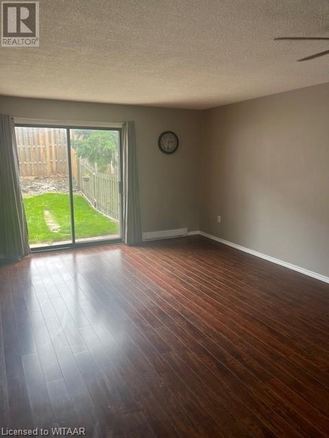 16 Marlboro Court, Woodstock, Ontario  N4S 8P4 - Photo 2 - 40581293