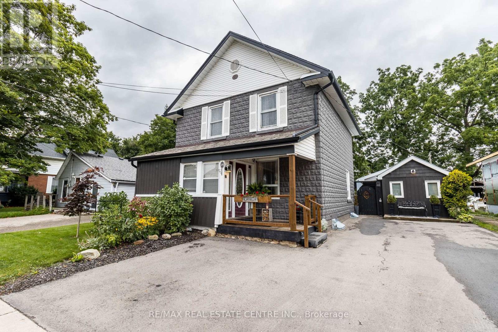 25 VICTORIA STREET, halton hills (georgetown), Ontario