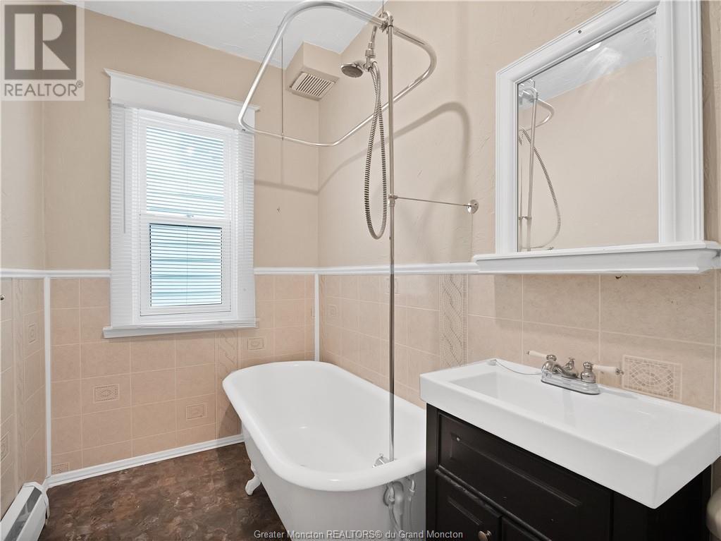 33-35 York St, Moncton, New Brunswick  E1C 2Y3 - Photo 16 - M160704