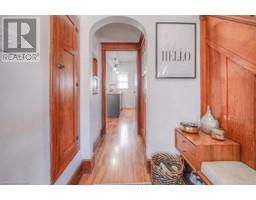 84 - 88 JOHN Street W